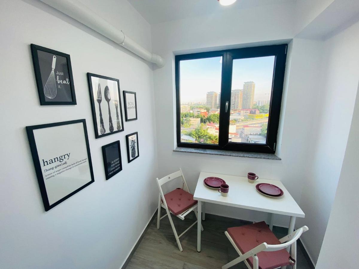 Soho Apartment - City View With Rooftop Garden Βουκουρέστι Εξωτερικό φωτογραφία