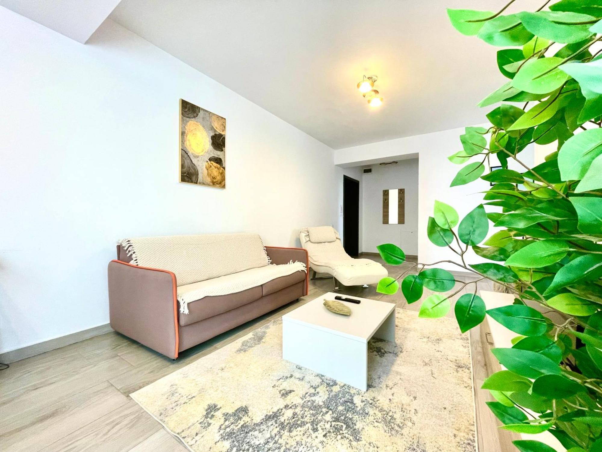 Soho Apartment - City View With Rooftop Garden Βουκουρέστι Εξωτερικό φωτογραφία